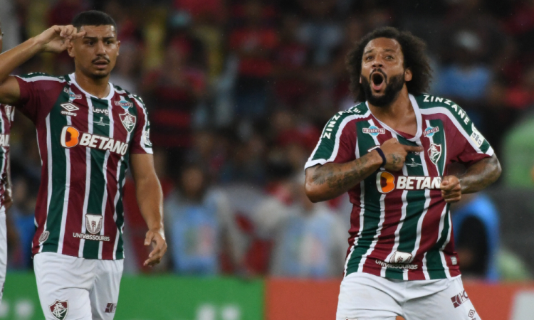 Marcelo, a maior contratação do Fluminense para a temporada, comemora seu primeiro gol no seu retorno ao Flu