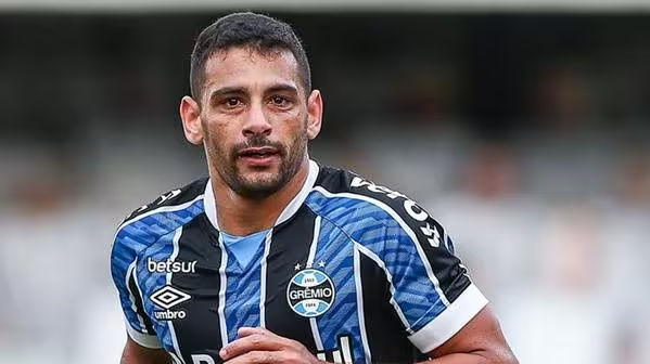 Diego Souza integra lista de maiores artilheiros do Campeonato Brasileiro